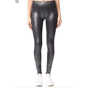 Beyond Yoga shimmer leggings NEVER WORN